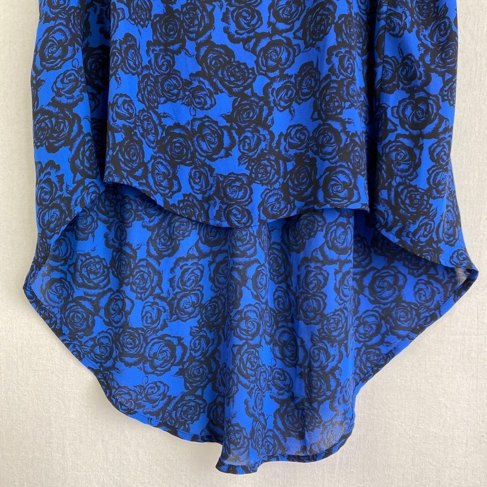 Torrid Rose Pattern Blue Top - image 3